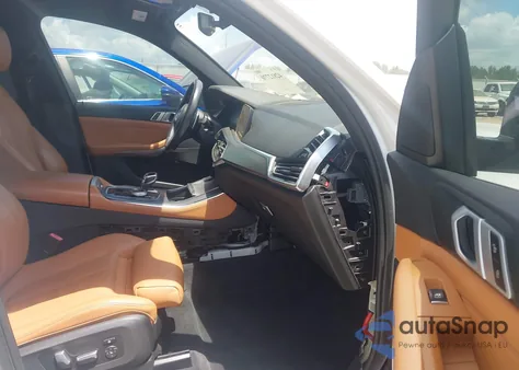 2019 BMW X5 xDrive40I z USA, uszkodzony, nr VIN 5UXCR6C58KLL06733